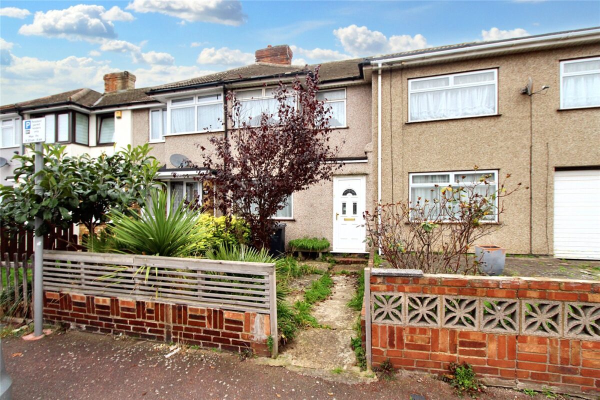 Oval Road South, Dagenham, Essex, RM10 9DP