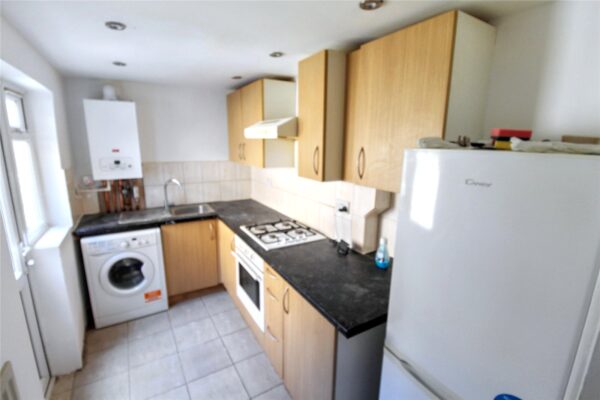 Colenso Road, Seven Kings, Essex, IG2 7AH