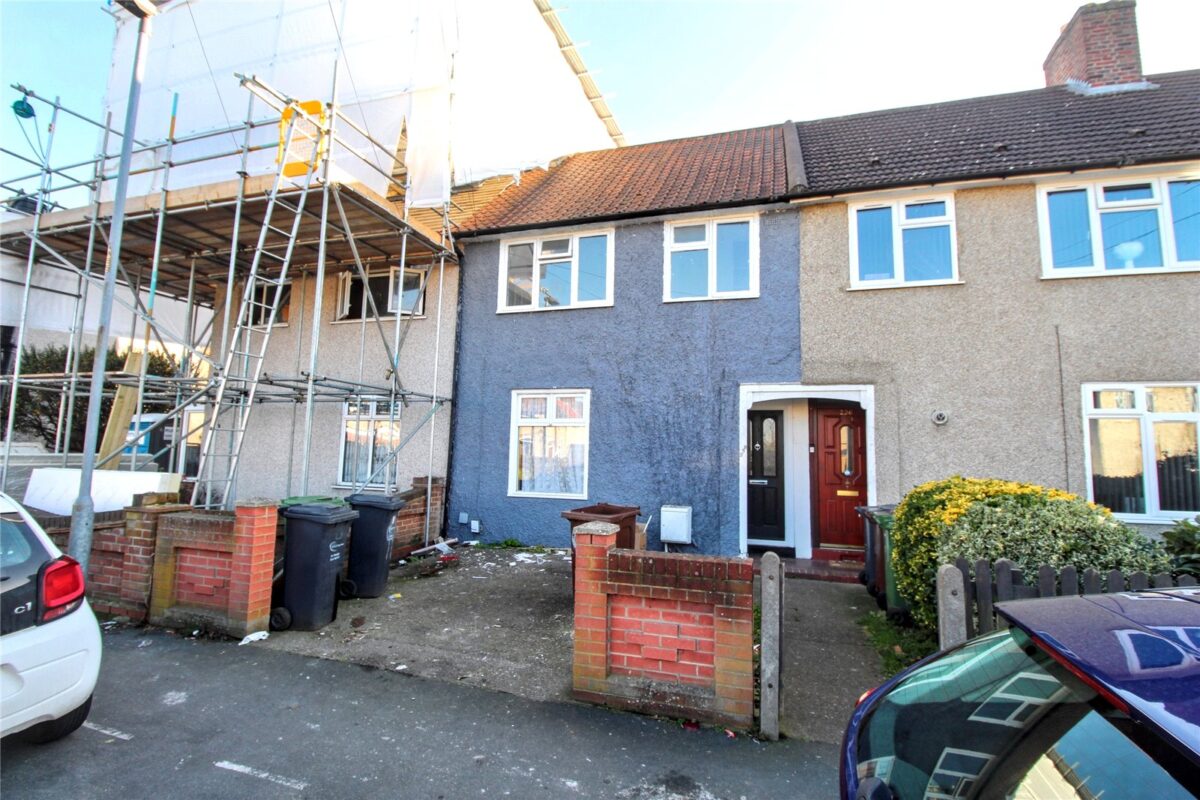 Valence Wood Road, Dagenham, Essex, RM8 3AD