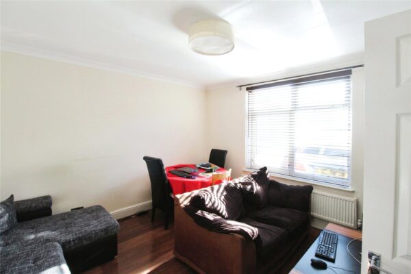 Rosedale Road, Dagenham, Essex, RM9 4DP