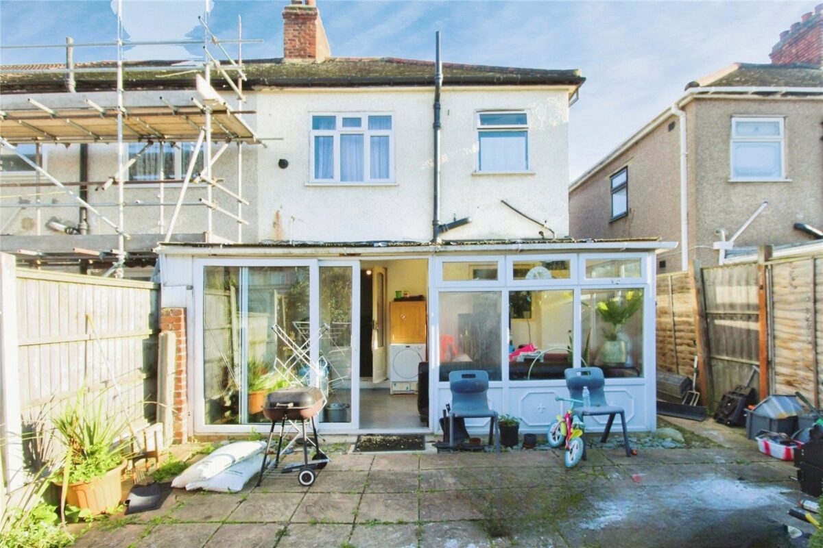 Gerald Road, Dagenham, Essex, RM8 1PT