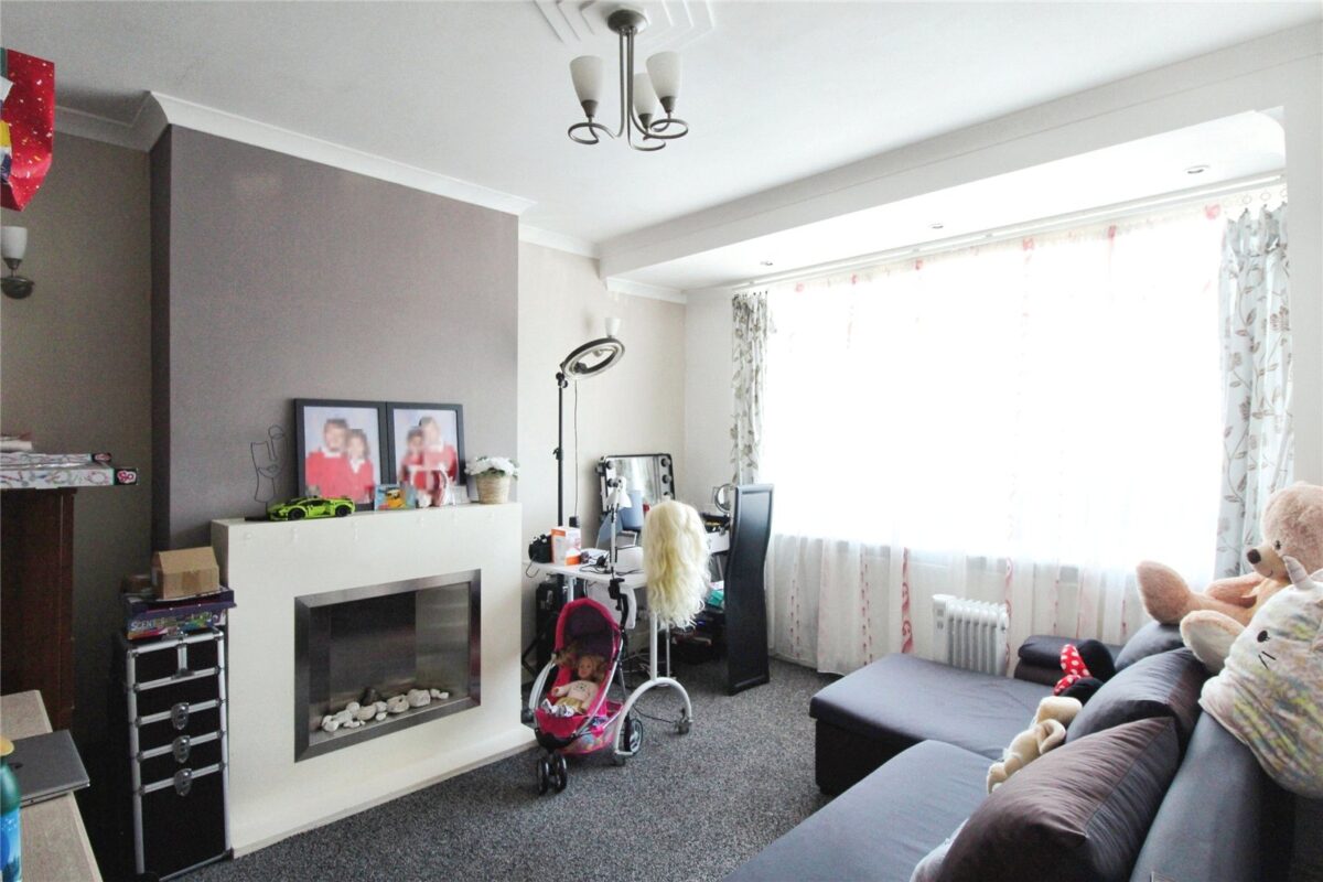 Gerald Road, Dagenham, Essex, RM8 1PT