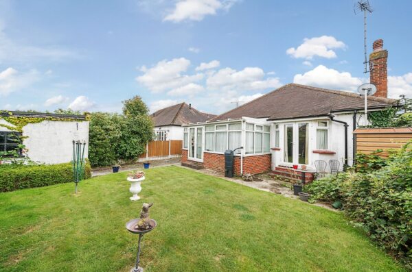 Briarwood Drive, Leigh-on-Sea, Essex, SS9 4LA