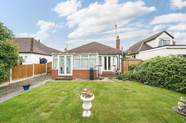 Briarwood Drive, Leigh-on-Sea, Essex, SS9 4LA