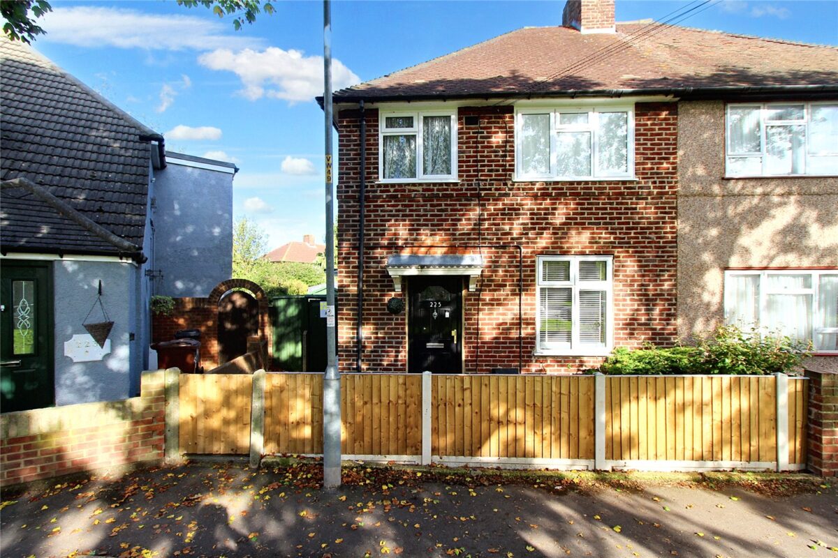 Valence Wood Road, Dagenham, RM8 3AD