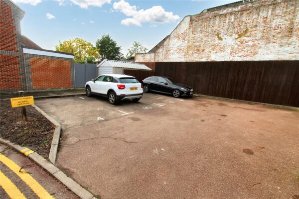 Priory Mews, Hornchurch, RM11 1DF