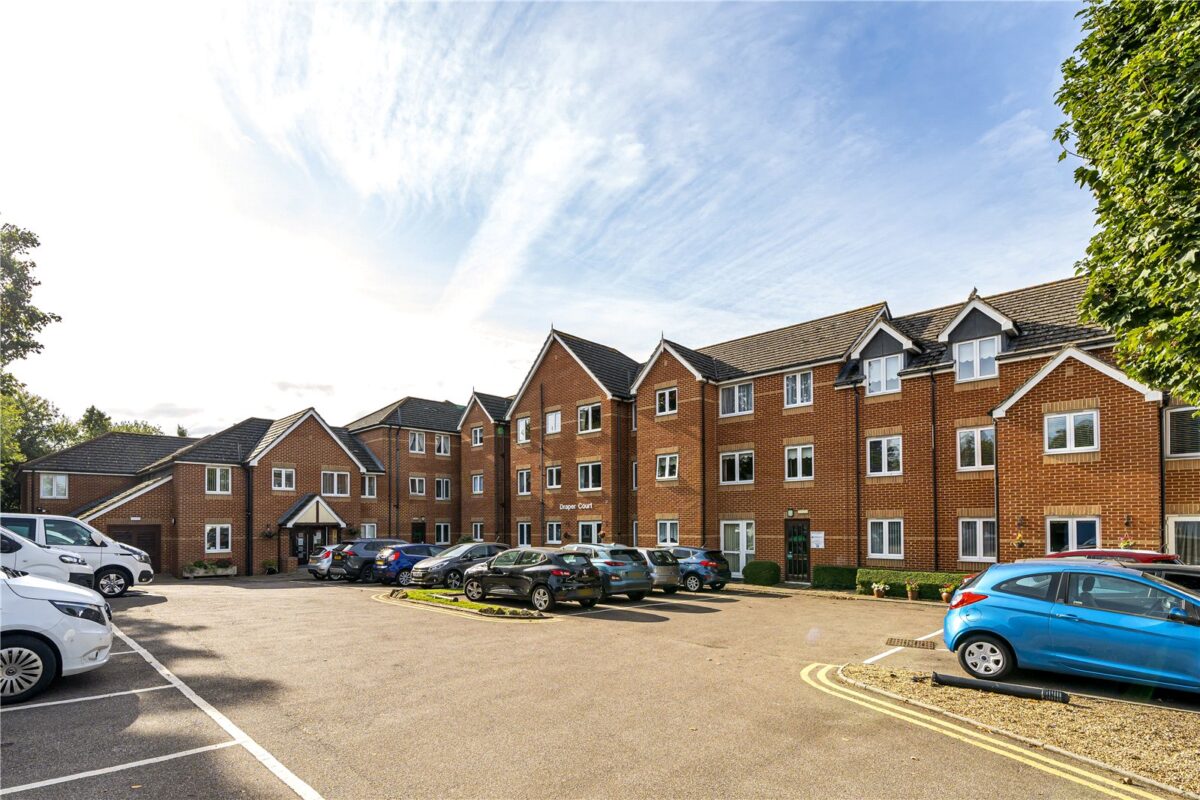 Mavis Grove, Hornchurch, RM12 6BN