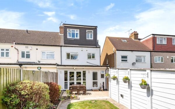 Rainsford Way, Hornchurch, RM12 4BL