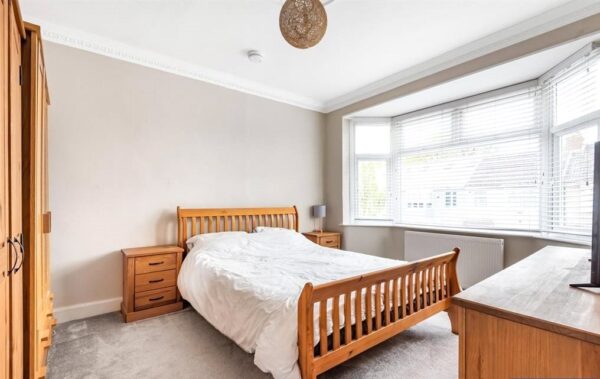 Rainsford Way, Hornchurch, RM12 4BL