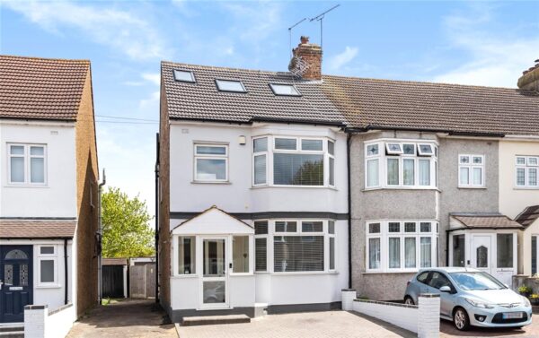 Rainsford Way, Hornchurch, RM12 4BL