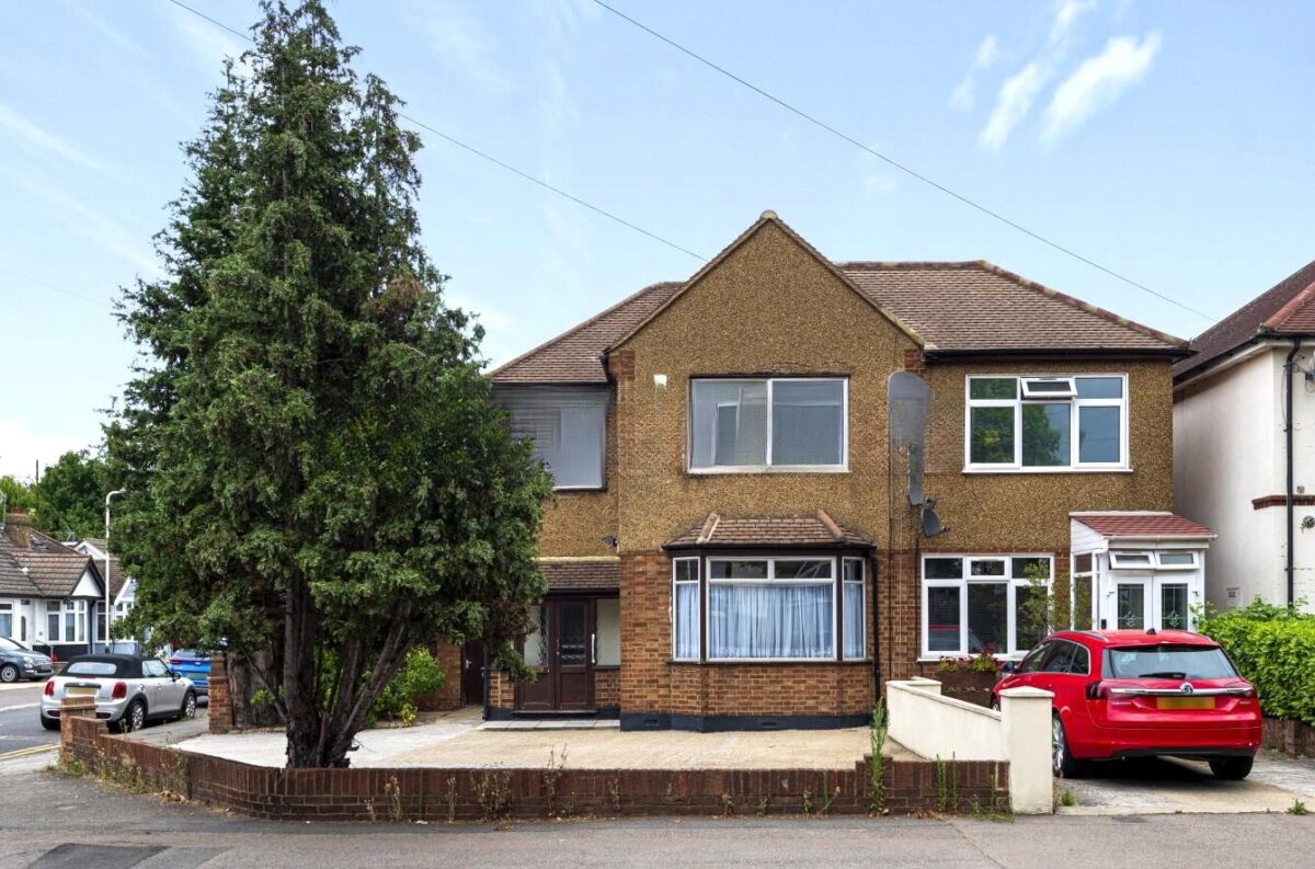 St. Marys Lane, Upminster, RM14 2QU