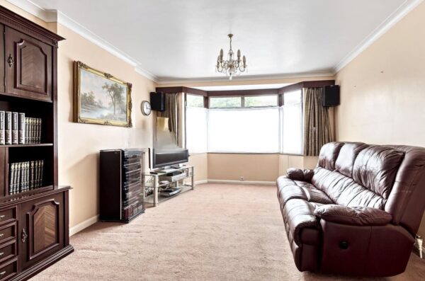 St. Marys Lane, Upminster, RM14 2QU