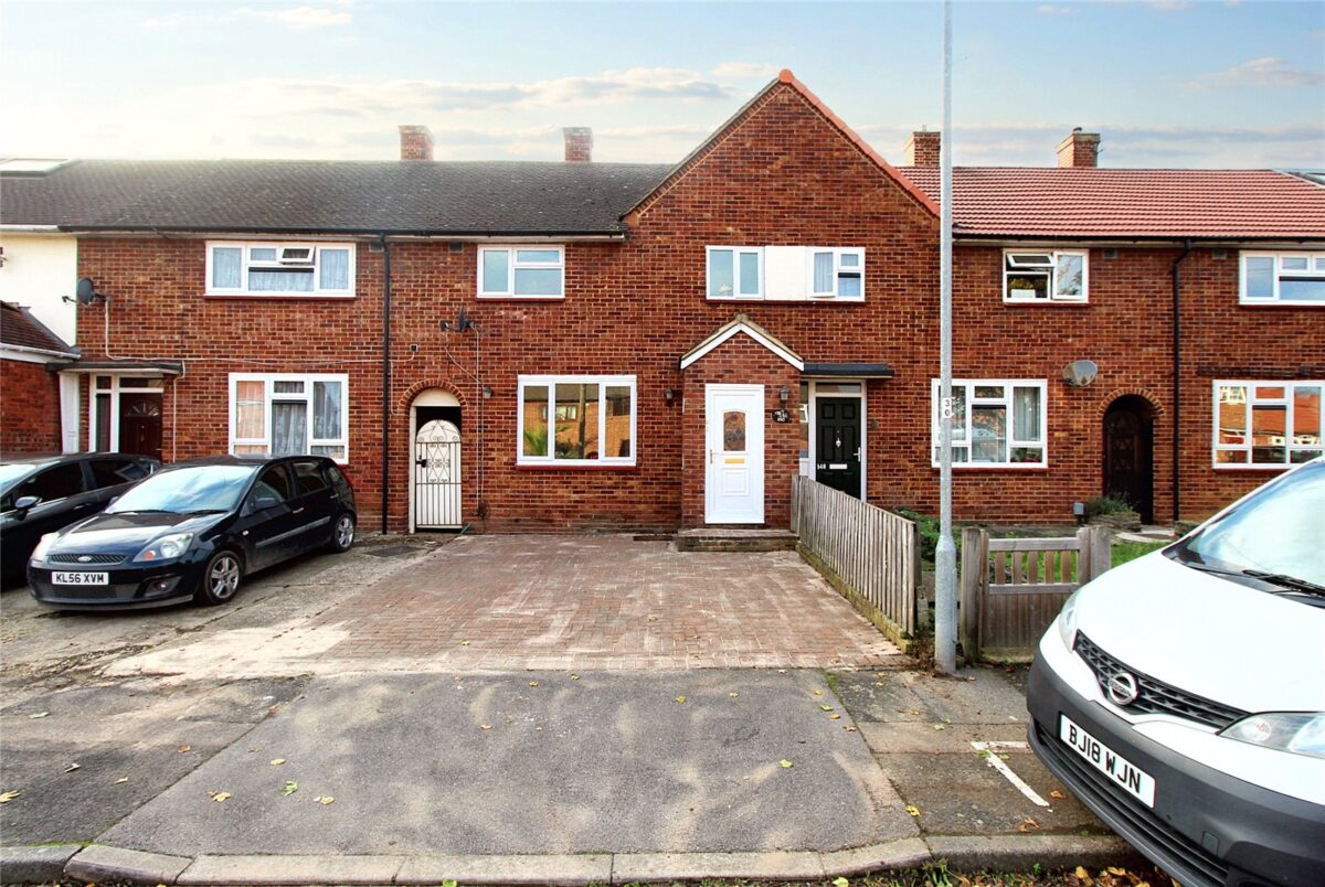 Daventry Road, Romford, RM3 7QJ