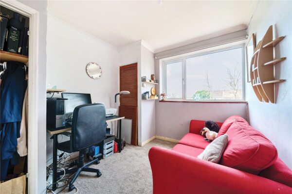 Copthorne Gardens, Hornchurch, RM11 3DL