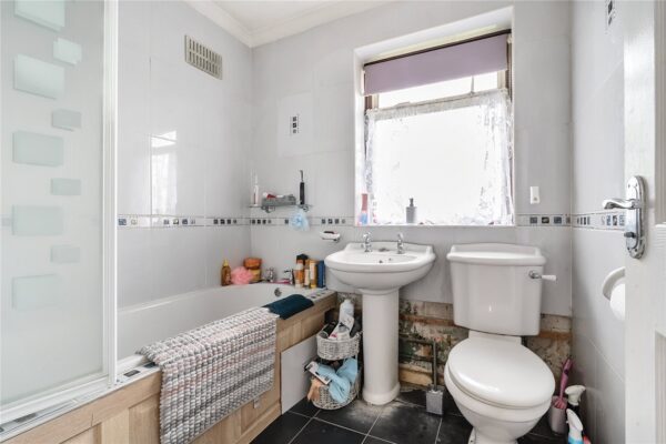 Listowel Road, Dagenham, RM10 7QP