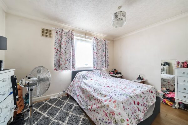 Listowel Road, Dagenham, RM10 7QP