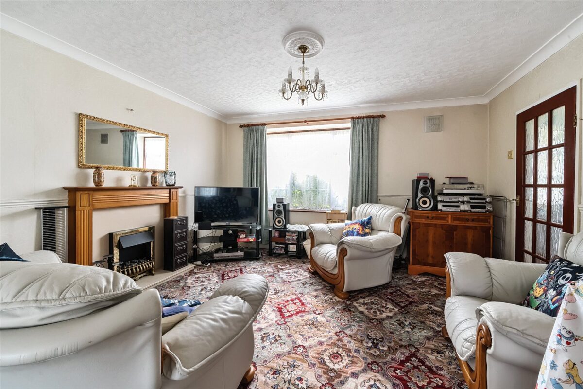 Listowel Road, Dagenham, RM10 7QP