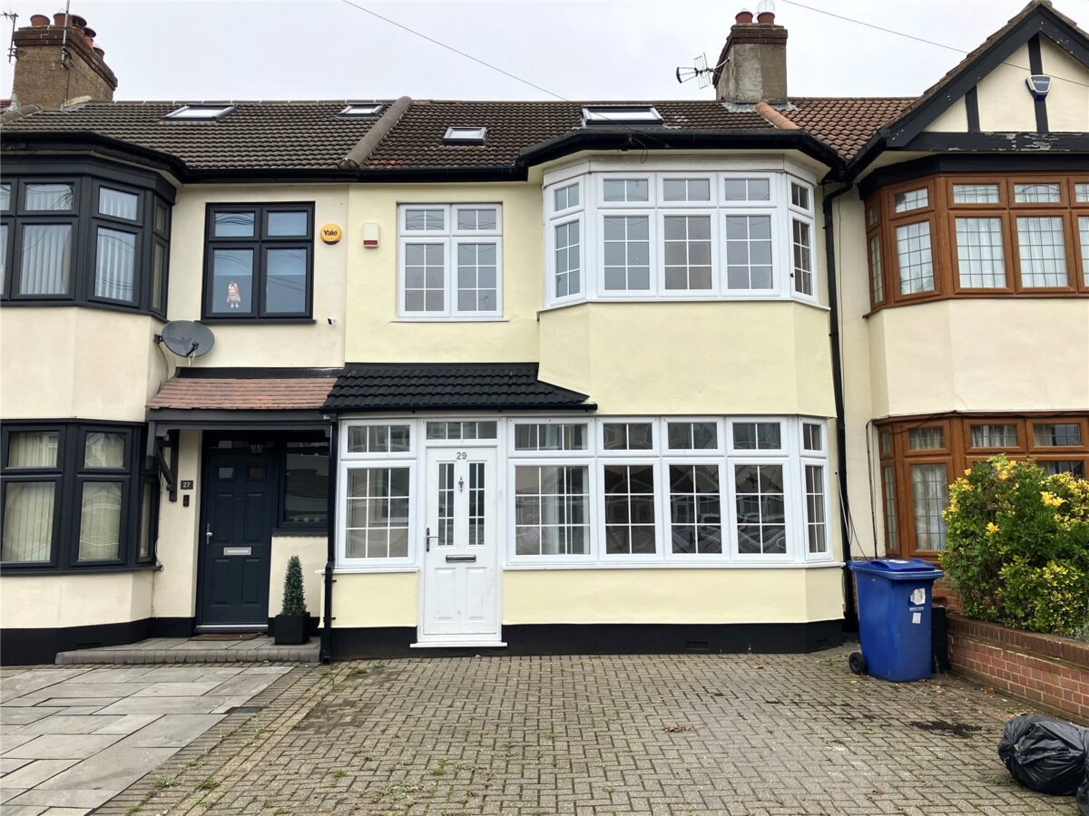 Cecil Avenue, Hornchurch, RM11 2NA