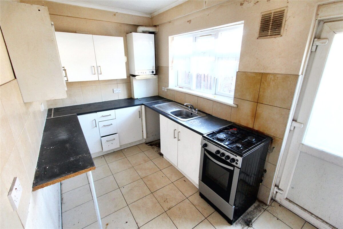 Bushgrove Road, Dagenham, RM8 3SJ