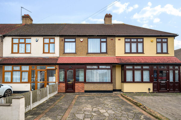 Askwith Road, Rainham, RM13 8ER