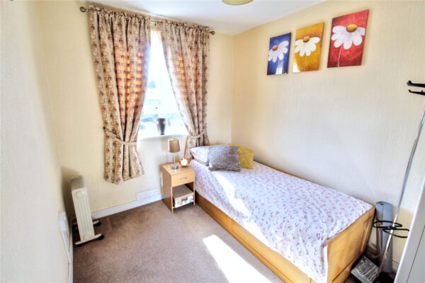 London Road, Romford, RM7 9PR