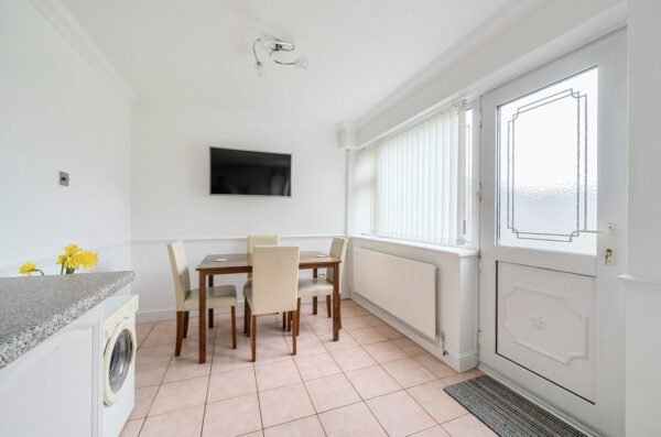 Tangmere Crescent, Hornchurch, RM12 5PX