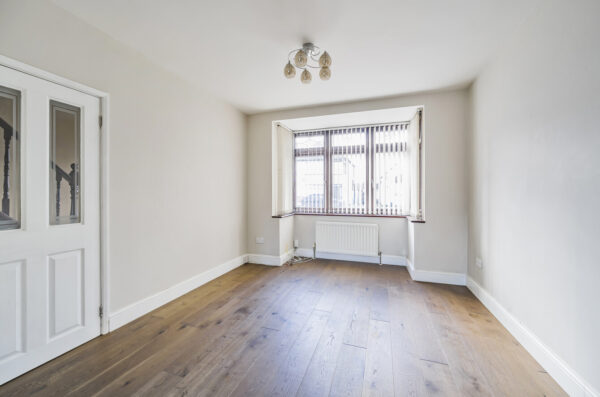 Askwith Road, Rainham, RM13 8ER