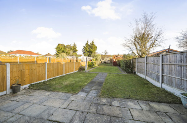 Askwith Road, Rainham, RM13 8ER